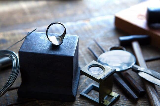 Private: What Is Personalised Jewellery?