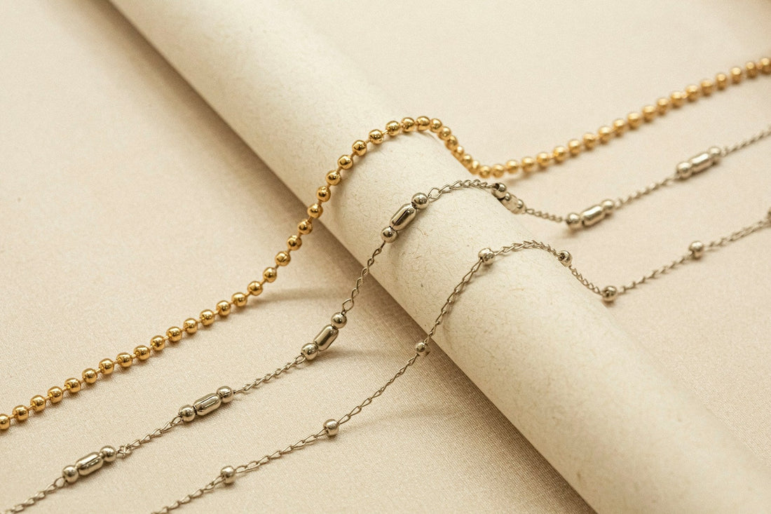 Why Gold Bracelets Make the Perfect Gift For Women