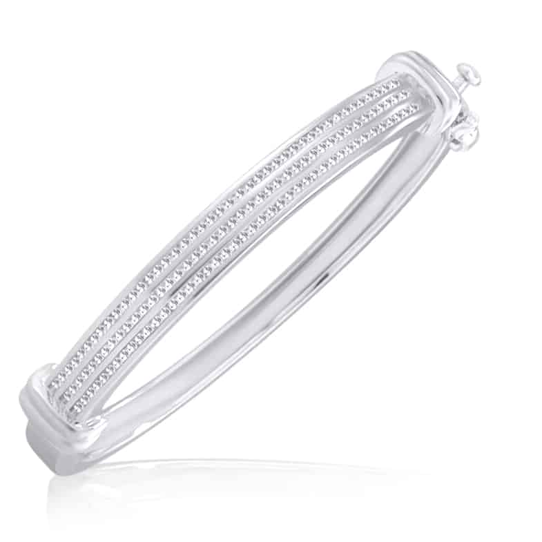 18k Diamond Bangle 35.72g