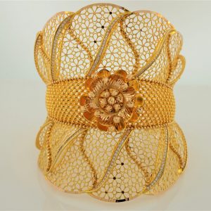 22k Extravagant Bangle