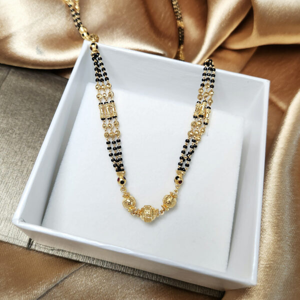 Gold mangalsutra