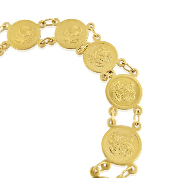 Gold jewellery